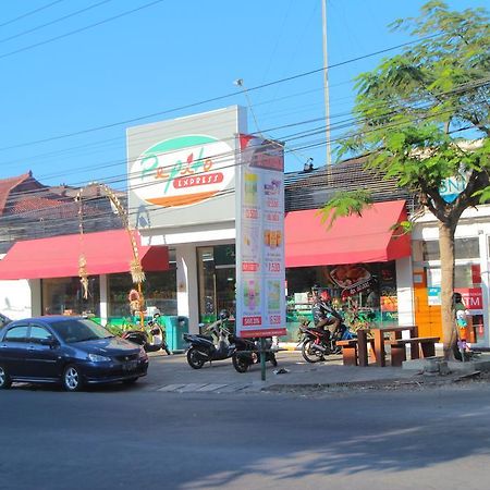 Villa Damai 짐바란 객실 사진